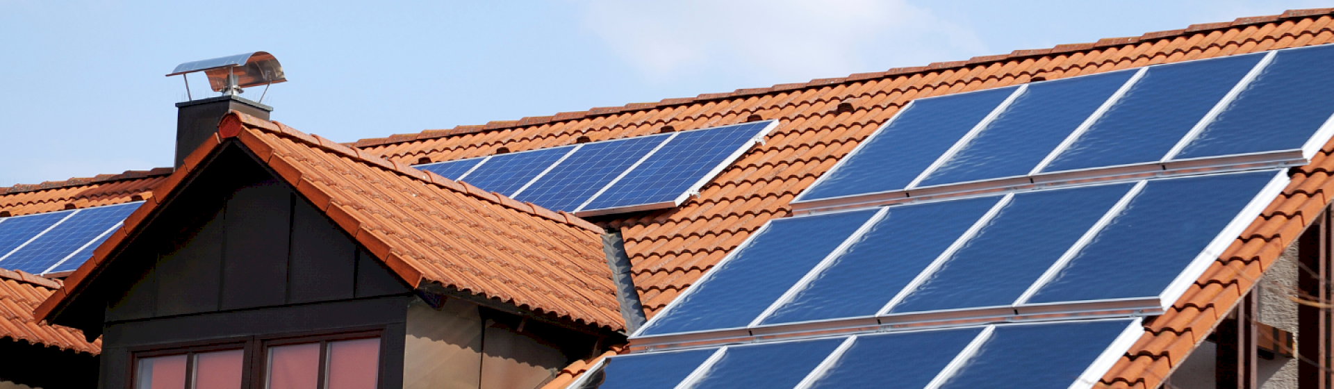 découvrez les enjeux et les avantages de la loi photovoltaïque en france, qui encourage le développement des énergies renouvelables. informez-vous sur les dispositifs financiers, les conditions d'éligibilité et les impacts environnementaux pour soutenir la transition énergétique.