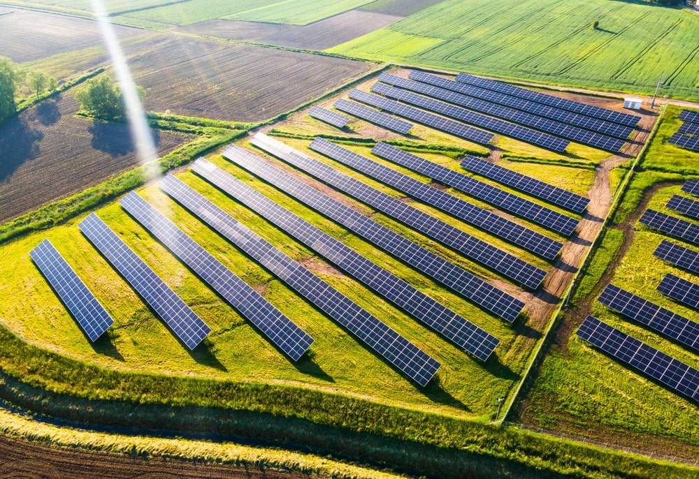 découvrez comment louer un terrain pour installer des panneaux solaires et contribuer à la transition énergétique. profitez d'une opportunité rentable tout en participant à la production d'énergie renouvelable. obtenez des conseils pour réussir votre projet de location.