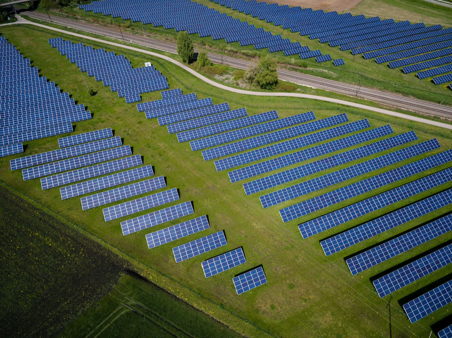 découvrez nos offres de location de terrains solaires pour développer vos projets d'énergie renouvelable. profitez d'espaces adaptés à vos besoins et contribuez à la transition écologique tout en générant des revenus.