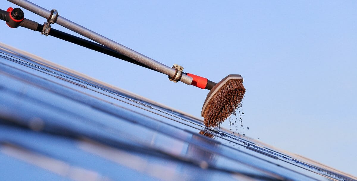 découvrez l'importance de la maintenance des installations photovoltaïques pour garantir leur performance et leur longévité. nos conseils et techniques vous aideront à maximiser votre production d'énergie solaire.