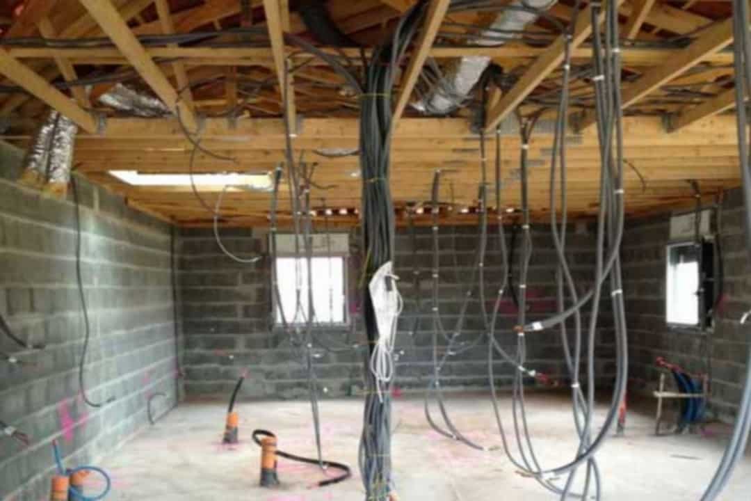 découvrez l'univers innovant de la maison électrique : une habitation moderne et éco-responsable, alliant confort et technologies de pointe pour une vie quotidienne simplifiée et durable.