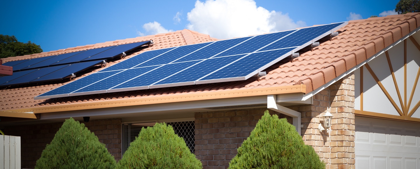 découvrez l'importance de l'orientation solaire pour maximiser l'efficacité énergétique de votre habitat. apprenez comment positionner votre maison et vos espaces extérieurs pour profiter au mieux de la lumière naturelle et réduire votre consommation d'énergie.