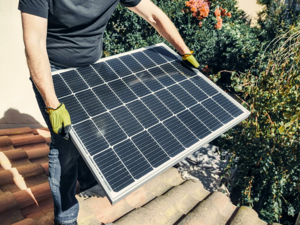 découvrez notre panneau solaire de 6000w, idéal pour optimiser votre production d'énergie renouvelable. profitez d'une installation performante et écologique pour réduire vos factures d'électricité tout en contribuant à la protection de l'environnement.