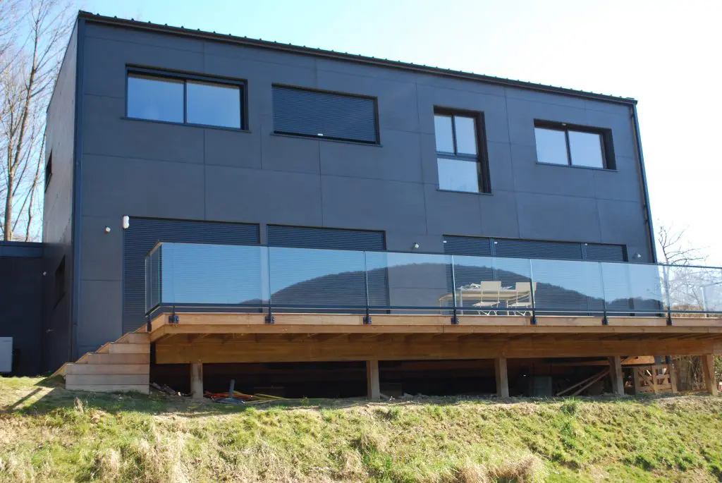 découvrez nos panneaux de façade, alliant esthétisme et durabilité pour sublimer vos bâtiments. offrez à votre propriété une touche moderne tout en assurant une protection optimale contre les intempéries.