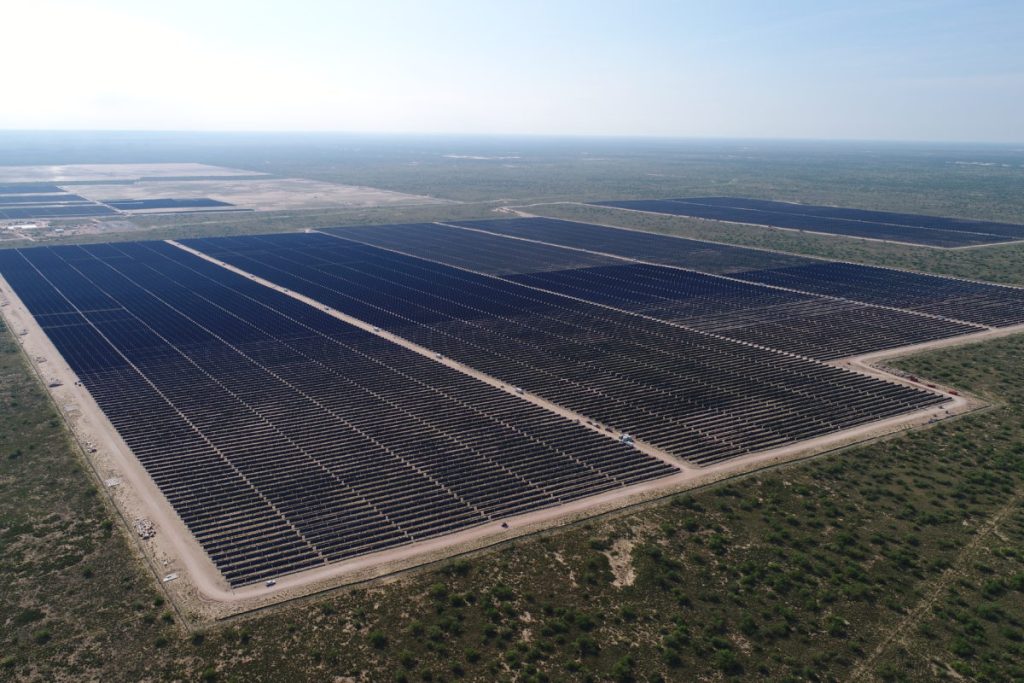 découvrez le panneau solaire 12 kw, une solution énergétique efficace et durable pour votre maison ou entreprise. profitez d'une production d'énergie optimale, réduisez vos factures d'électricité et adoptez une approche éco-responsable.