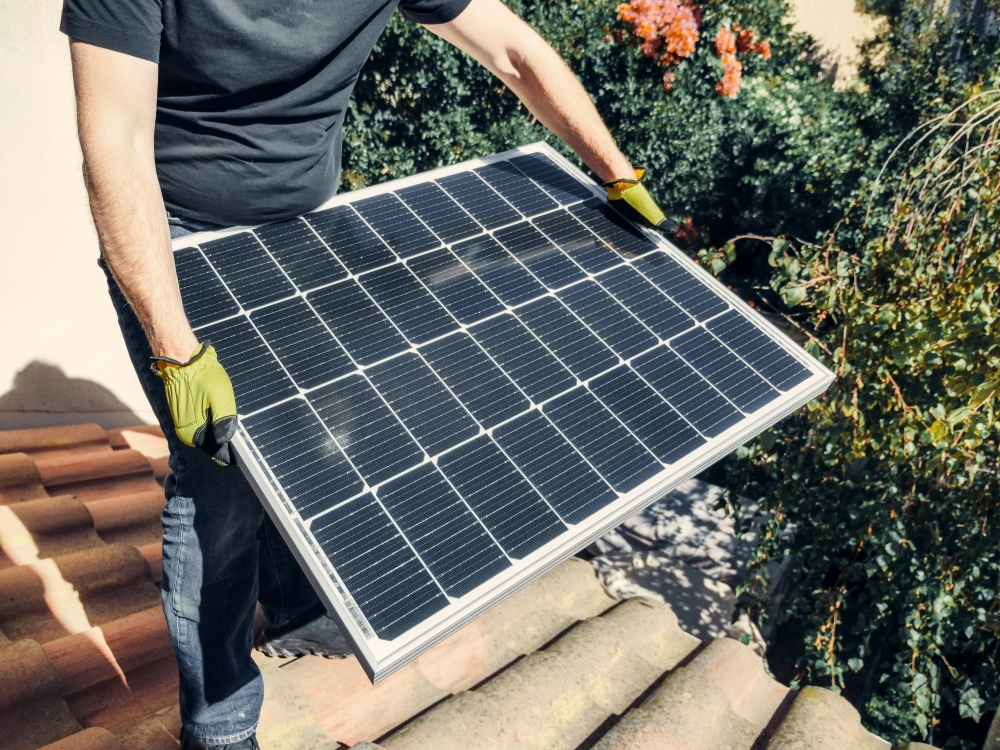 découvrez les avantages des panneaux solaires pour une énergie renouvelable et économique. transformez votre maison en un habitat durable grâce à notre guide complet sur l'installation, l'entretien et les bénéfices des panneaux solaires.