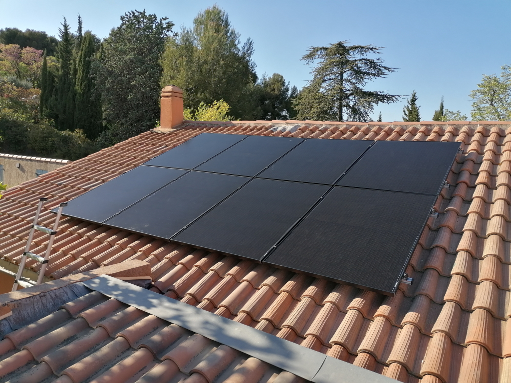 découvrez les avantages du panneau solaire 3 kw, idéal pour maximiser votre production d'énergie renouvelable et réduire votre facture d'électricité. apprenez comment cet équipement performant peut s'intégrer parfaitement à votre habitat et contribuer à un avenir durable.