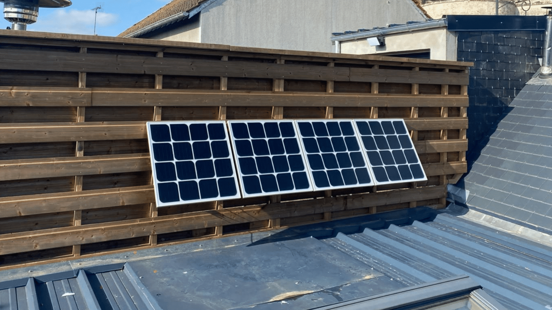 découvrez notre panneau solaire 300w, idéal pour optimiser votre production d'énergie renouvelable. performant et durable, il vous permettra de réduire vos factures d'électricité tout en préservant l'environnement. profitez d'une solution énergétique efficace et performante.
