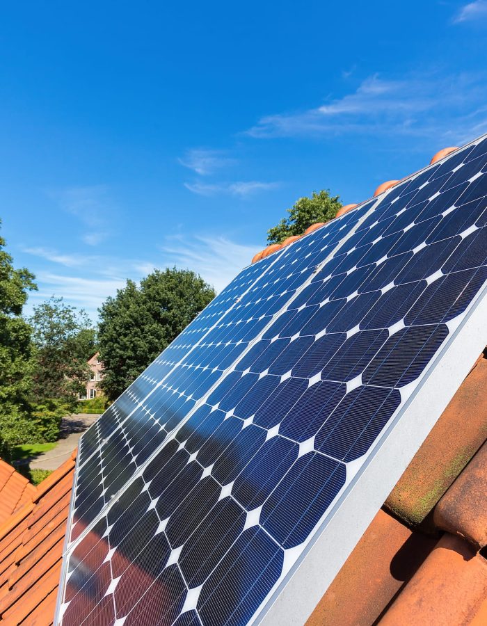 découvrez les avantages des panneaux solaires en auvergne ! optimisez votre consommation d'énergie et participez à la transition énergétique en choisissant des solutions durables et performantes pour votre habitat. informez-vous sur les meilleures offres et les aides disponibles dans la région.