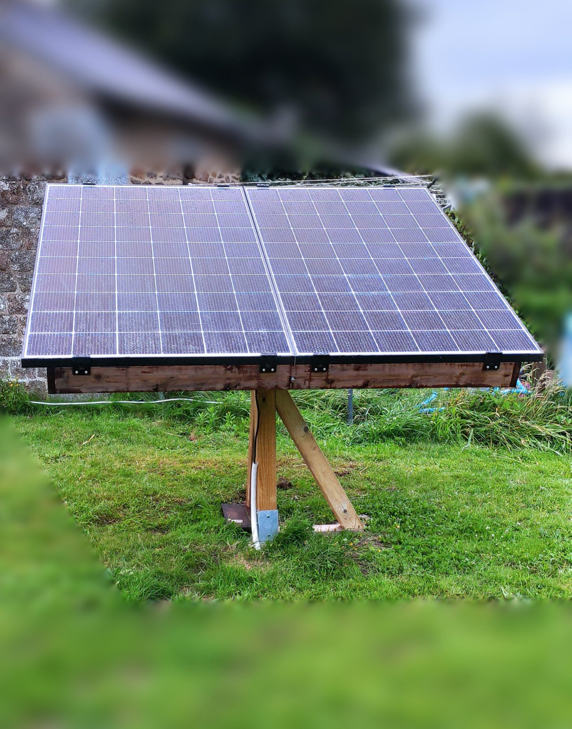 découvrez comment créer votre propre panneau solaire diy grâce à nos conseils et instructions étape par étape. apprenez à exploiter l'énergie renouvelable tout en réalisant des économies sur vos factures d'électricité. idéal pour les passionnés d'écologie et les bricoleurs en quête de projets innovants.