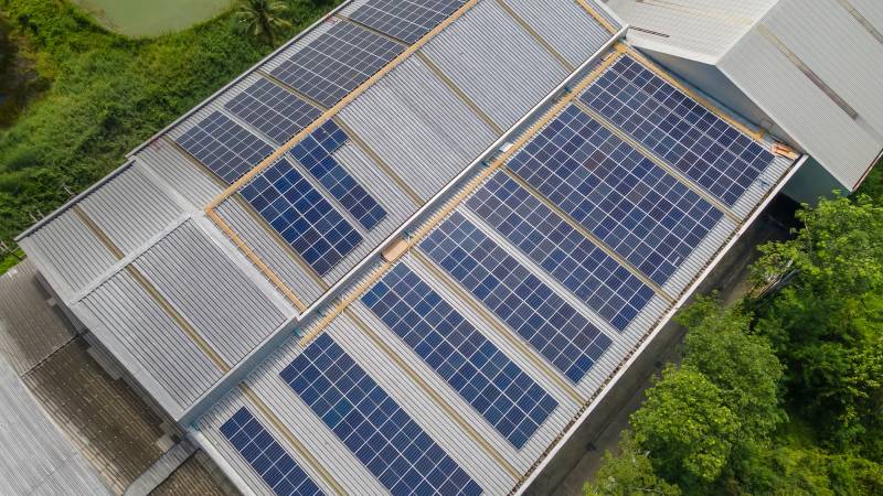 découvrez notre large choix de panneaux solaires spécialement conçus pour les entrepôts. optimisez votre consommation d'énergie et boostez votre efficacité tout en réduisant votre impact environnemental. informez-vous sur les avantages des panneaux solaires pour votre entreprise et faites le choix d'une solution durable.