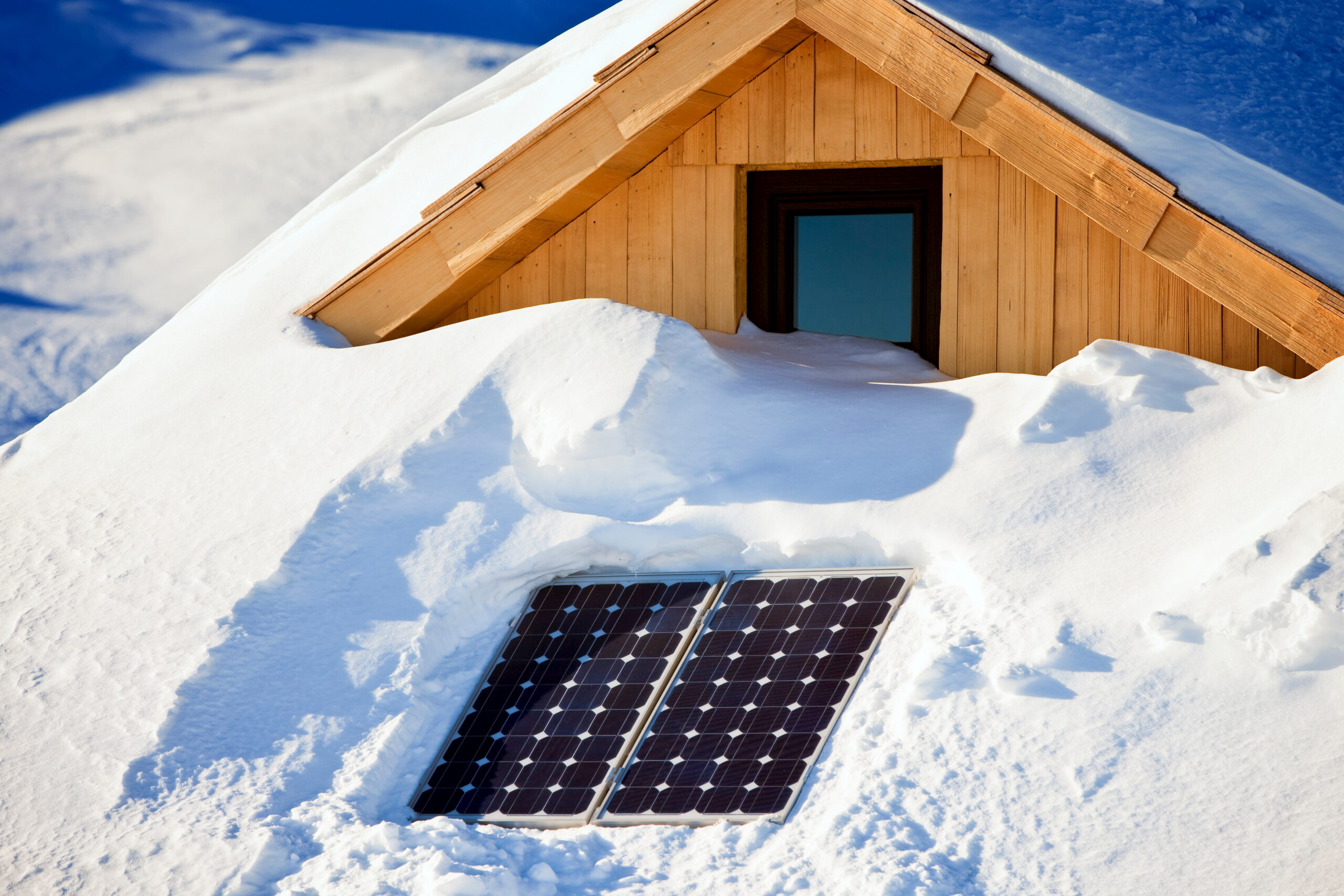 découvrez comment les panneaux solaires fonctionnent en hiver et maximisez votre production d'énergie même pendant les mois froids. apprenez des astuces pour optimiser leur efficacité et profiter pleinement de l'énergie renouvelable toute l'année.