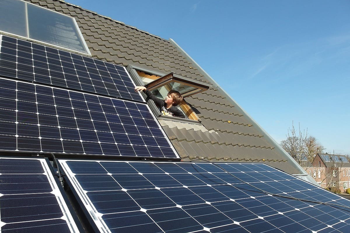 découvrez comment installer des panneaux solaires sur une maison de 200m2 pour réduire votre facture d'électricité et investir dans une énergie renouvelable durable. profitez d'une énergie propre tout en augmentant la valeur de votre propriété.