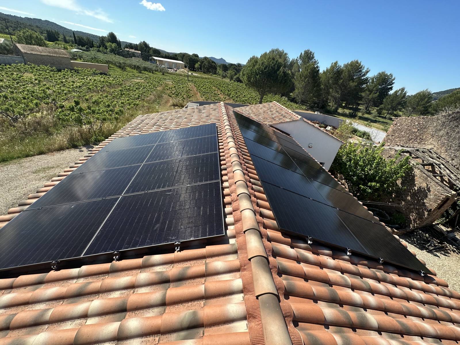 découvrez les avantages des panneaux solaires orientés à l'ouest : maximisez votre production d'énergie, réduisez vos factures et participez à la transition énergétique. explorez nos conseils et solutions adaptées pour optimiser l'installation dans votre région.