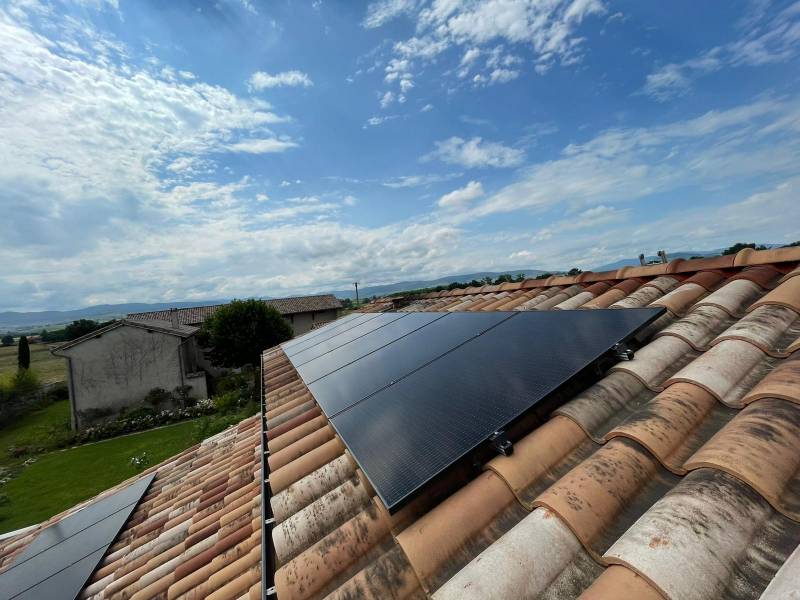 découvrez les avantages des panneaux solaires orientés à l'ouest pour optimiser votre production d'énergie. profitez d'une solution durable et économique pour alimenter votre maison tout en réduisant votre empreinte carbone.