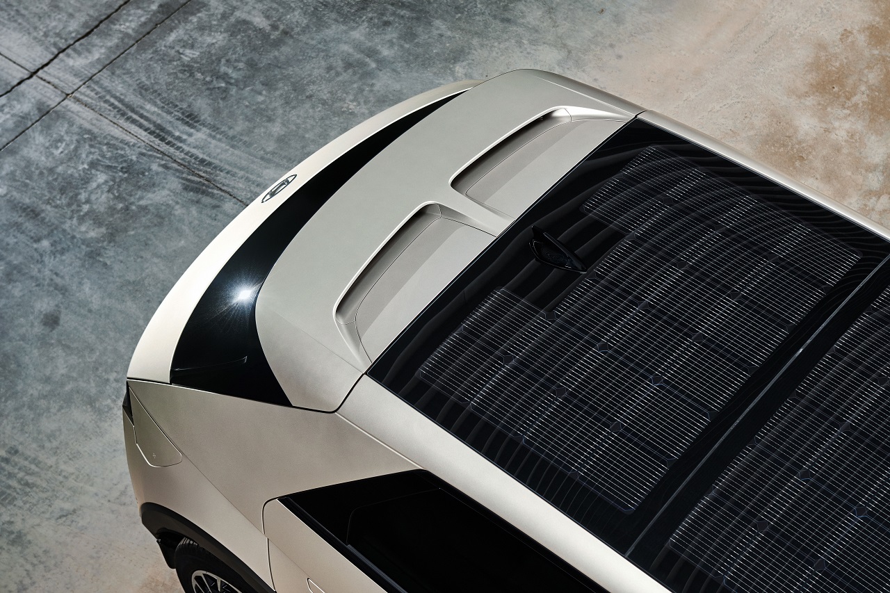 découvrez les panneaux solaires pour voitures, une solution écologique et innovante pour alimenter vos trajets tout en réduisant votre empreinte carbone. optimisez l'autonomie de votre véhicule électrique grâce à une technologie fiable et performante.