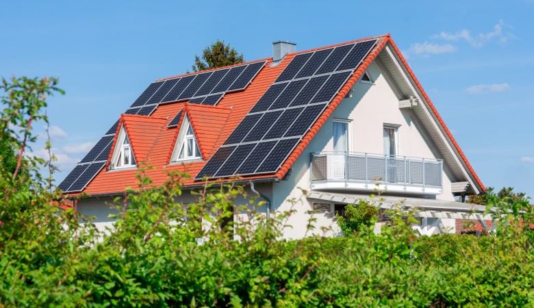 découvrez les panneaux solaires, une solution écologique et économique pour produire votre propre énergie. explorez les avantages, les types disponibles et les conseils d'installation pour optimiser votre consommation énergétique.