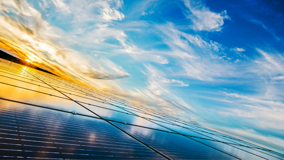 découvrez les avantages des panneaux solaires pour votre maison : économies d'énergie, respect de l'environnement et autonomie énergétique. transformez la lumière du soleil en électricité et réduisez votre empreinte carbone grâce à cette solution écologique et économique.