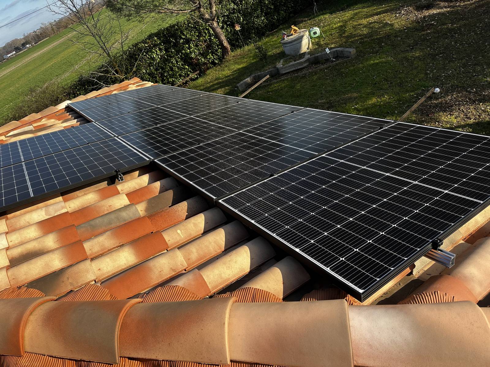 découvrez les avantages des panneaux solaires de 6 kwc pour votre maison. performants et économiques, ils vous permettent de produire de l'énergie renouvelable tout en réduisant votre facture d'électricité. optez pour une solution durable et respectueuse de l'environnement.
