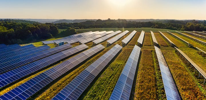 découvrez comment les panneaux solaires agricoles peuvent transformer votre exploitation en source d'énergie durable. profitez de l'innovation verte pour réduire vos coûts et maximiser votre rendement tout en préservant l'environnement.