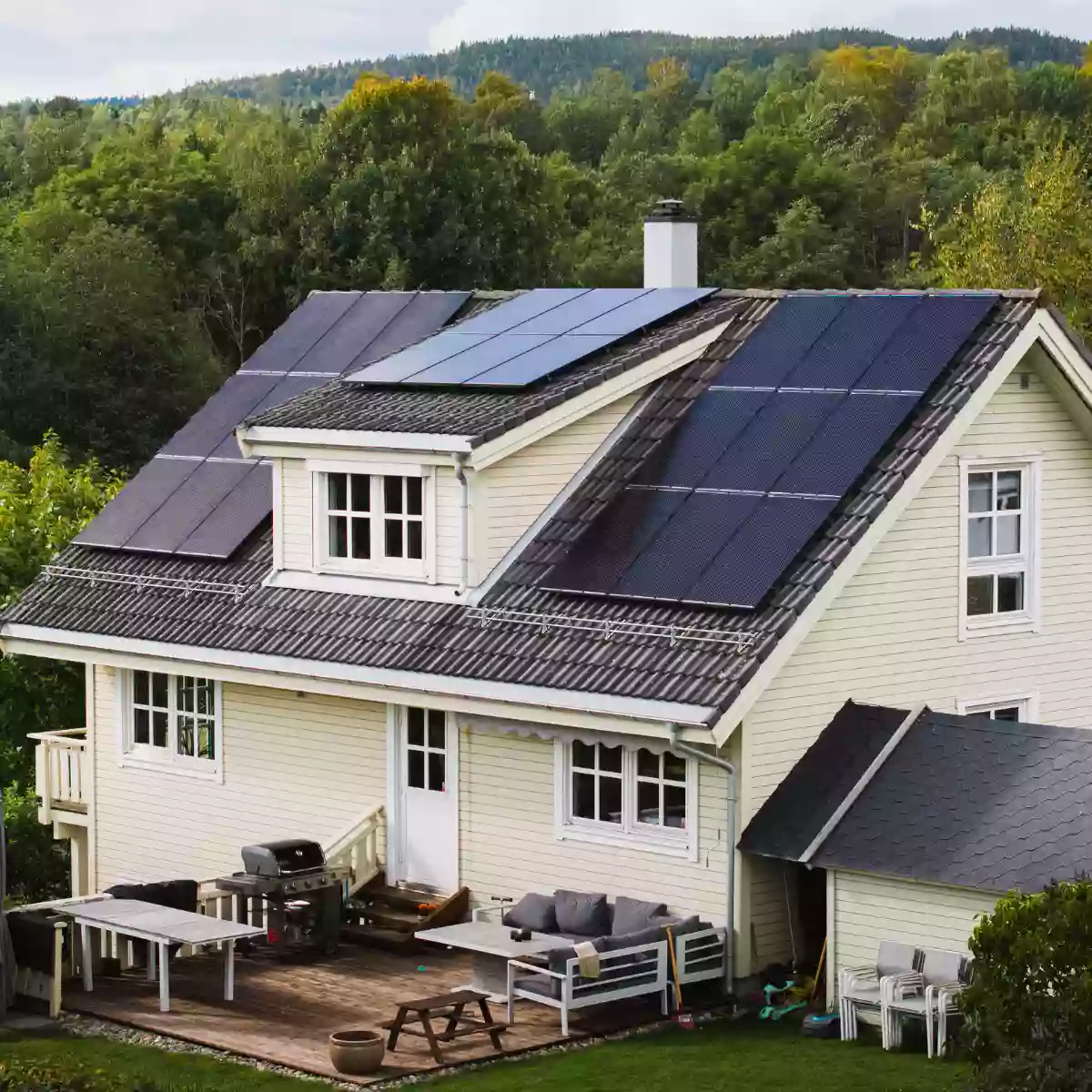 découvrez comment les panneaux solaires peuvent vous offrir une autonomie énergétique durable. optimisez votre consommation d'énergie tout en réduisant vos factures et votre empreinte carbone grâce à des solutions solaires adaptées à vos besoins.