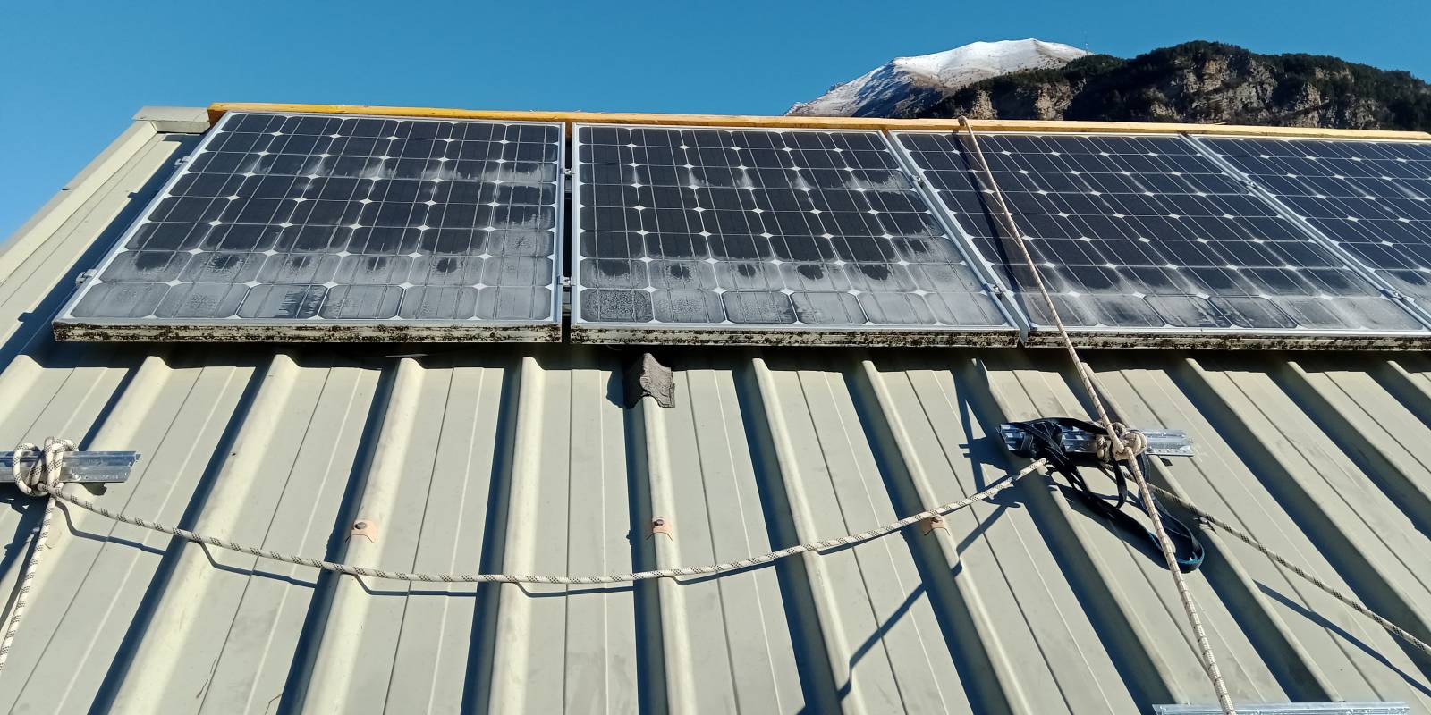 découvrez l'efficacité des panneaux solaires avec batterie, une solution optimale pour produire et stocker de l'énergie renouvelable chez vous. profitez d'une autonomie énergétique tout en réduisant votre empreinte carbone grâce à cette technologie innovante.