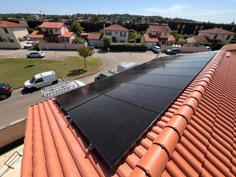 découvrez nos solutions de panneaux solaires à lyon pour réduire vos factures d'énergie et contribuer à la protection de l'environnement. installation professionnelle, conseils personnalisés et technologies de pointe pour un avenir durable.