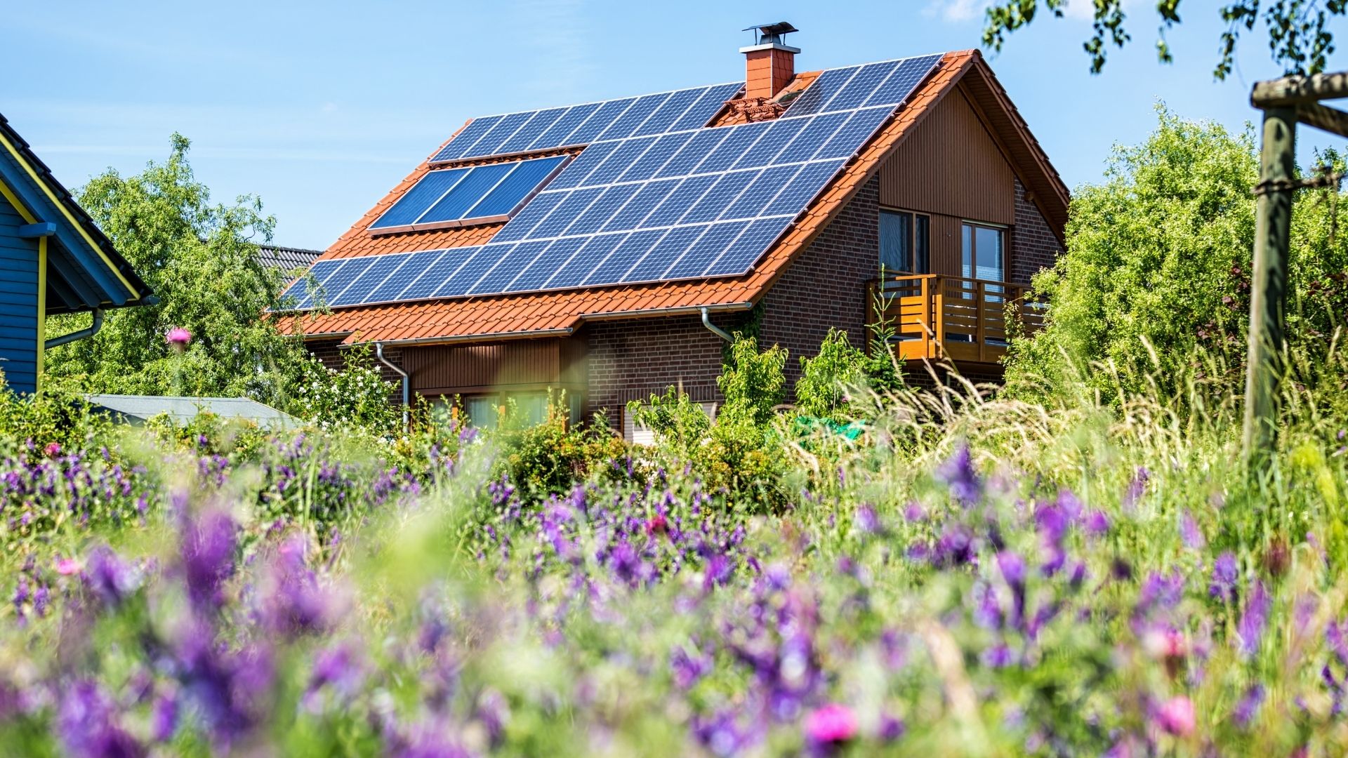 découvrez comment installer des panneaux solaires sur une maison de 120m2 pour optimiser votre consommation d'énergie et réduire votre empreinte carbone. profitez d'avantages écologiques et économiques tout en valorisant votre habitation.