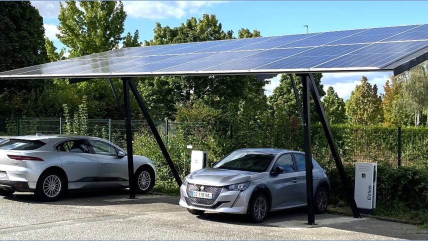 découvrez nos solutions de panneaux solaires à paris pour réduire votre consommation d'énergie et contribuer à la protection de l'environnement. profitez des avantages écologiques et économiques de l'énergie solaire au cœur de la capitale.