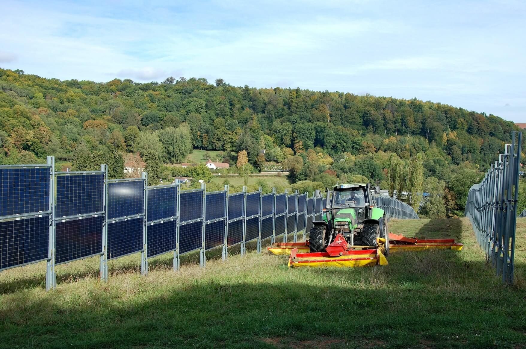 découvrez comment les panneaux solaires peuvent transformer l'agriculture durable avec des économies d'énergie significatives. optimisez vos coûts de production et réduisez votre empreinte carbone grâce à des solutions d'énergie renouvelable adaptées aux besoins des agriculteurs.