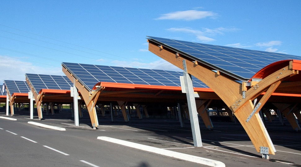 découvrez les avantages du parking solaire : une solution innovante pour allier développement durable et praticité. profitez d'un espace de stationnement tout en produisant de l'énergie verte et en réduisant votre empreinte carbone.