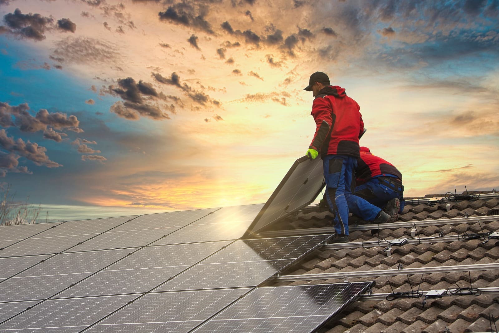 découvrez nos solutions photovoltaïques à caen pour produire votre propre énergie solaire. bénéficiez d'une installation professionnelle, d'un accompagnement personnalisé et d'économies sur vos factures d'électricité.