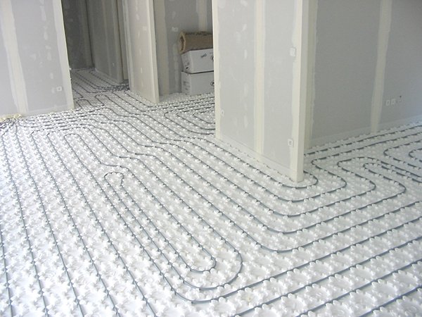 découvrez les avantages du plancher chauffant, une solution de chauffage moderne et économe en énergie pour un confort optimal dans votre maison. explorez nos conseils, installations et astuces pour profiter pleinement de cette technologie innovante.