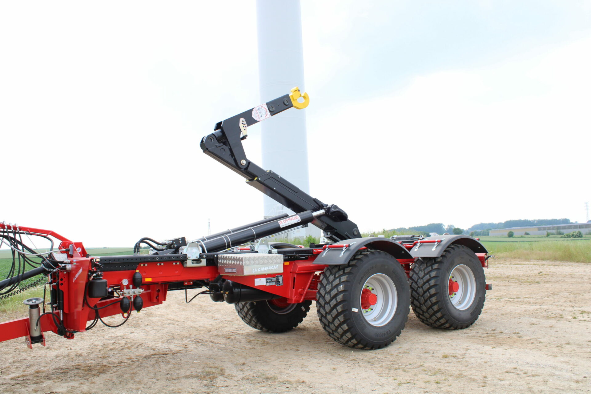 découvrez notre sélection de portes agricoles, idéales pour sécuriser vos espaces extérieurs tout en offrant une accessibilité optimale. conçues pour résister aux conditions climatiques, nos portes allient robustesse et esthétisme pour s'adapter à tous vos besoins agricoles.