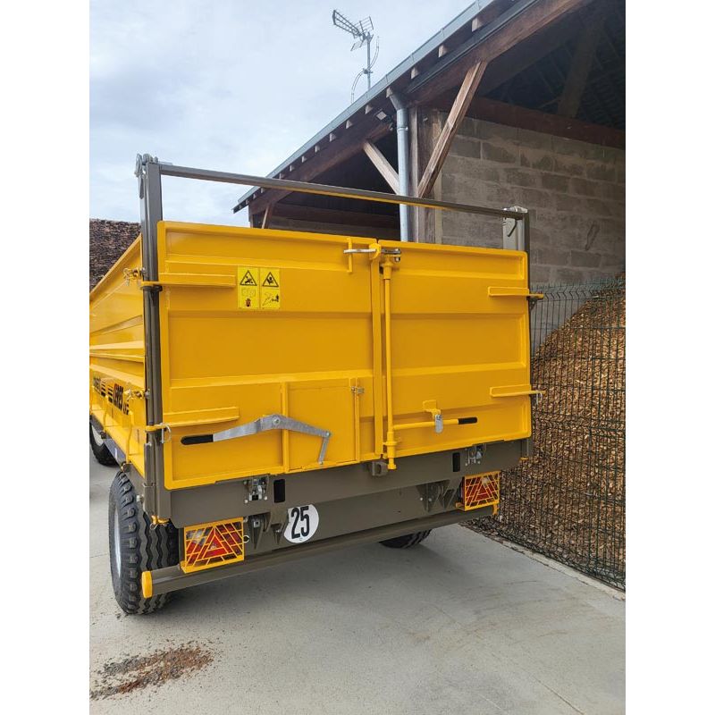 découvrez notre gamme de portes agricoles, alliant robustesse et fonctionnalité, idéale pour sécuriser vos espaces tout en facilitant l'accès à vos animaux et équipements. parfaites pour les exploitations modernes.