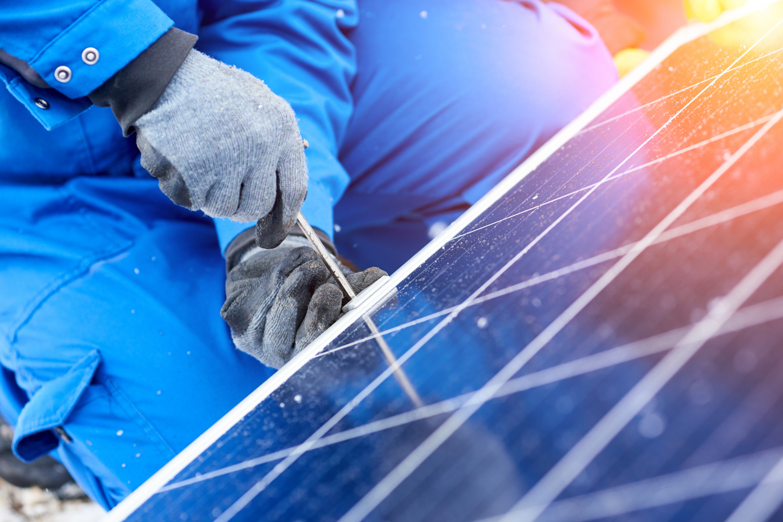 découvrez comment la pose de panneaux photovoltaïques peut transformer votre maison en une source d'énergie renouvelable. profitez des avantages écologiques et économiques tout en bénéficiant d'une installation professionnelle et efficace. économisez sur vos factures d'électricité grâce à l'énergie solaire.