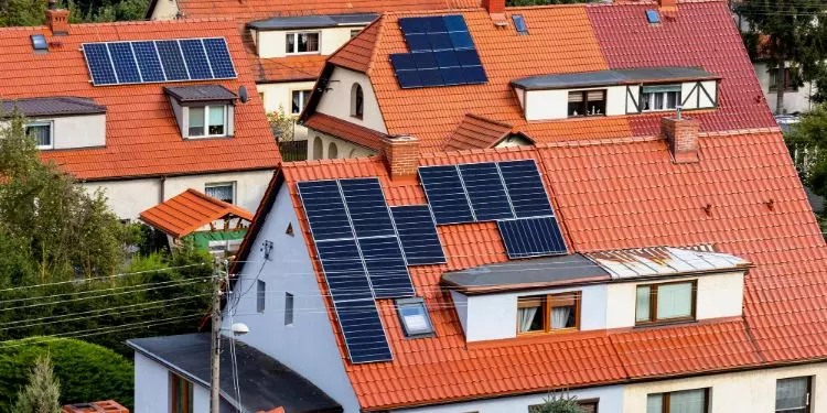 découvrez comment bénéficier de la prime solaire pour financer l'installation de panneaux photovoltaïques et réduire vos dépenses énergétiques. profitez de cette aide pour contribuer à la transition énergétique et valoriser votre patrimoine tout en faisant un geste pour l'environnement.