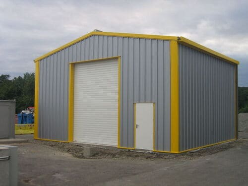 découvrez les prix attractifs pour un hangar de 300m2, idéal pour vos projets de stockage ou d'activité professionnelle. comparez les offres et trouvez la solution qui répond à vos besoins.