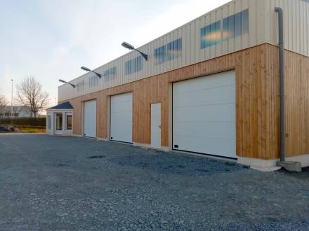 découvrez nos offres imbattables sur les hangars de 300m². profitez de prix compétitifs pour un espace de stockage ou de travail idéal, adapté à vos besoins. ne manquez pas cette opportunité !