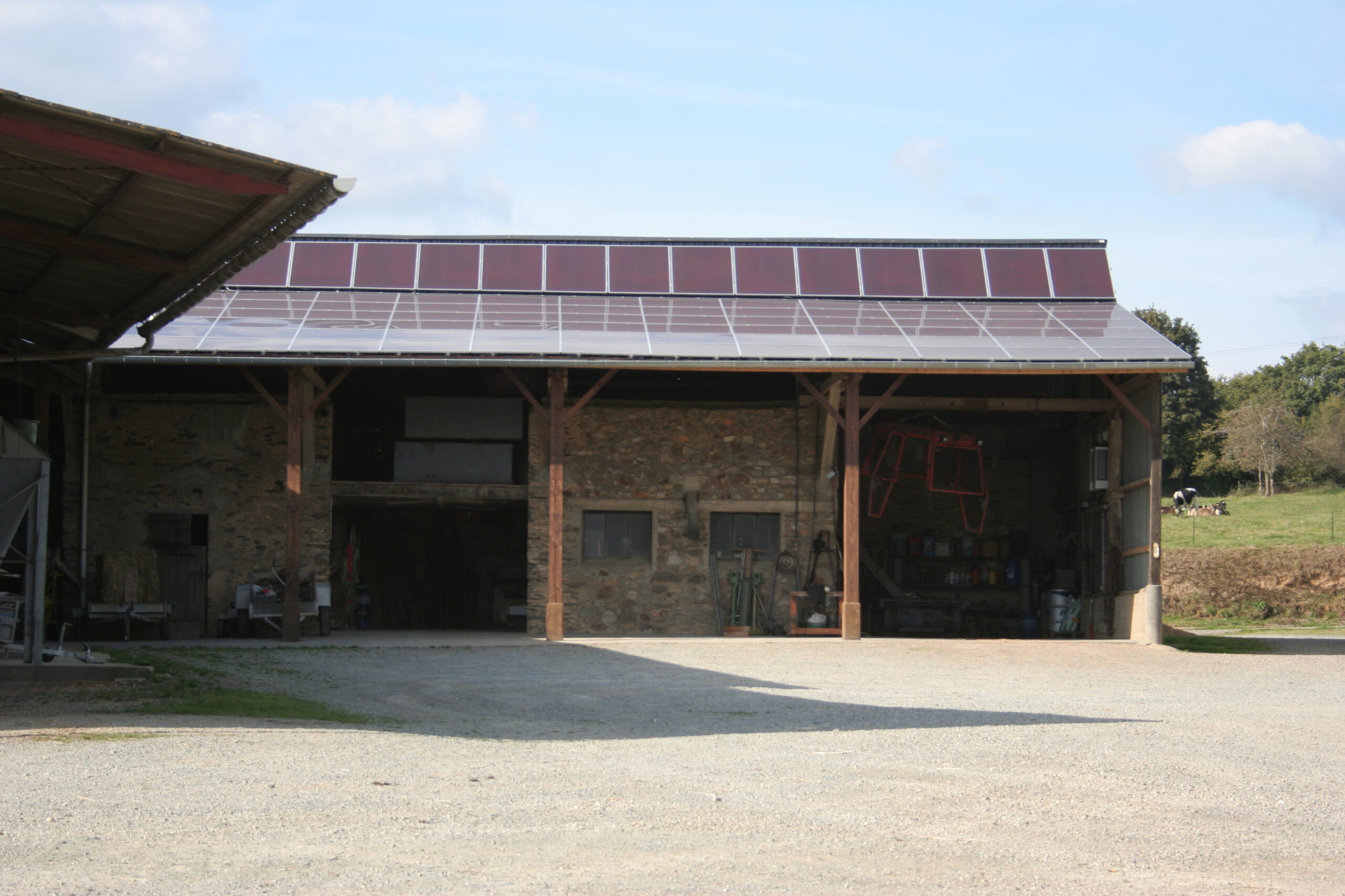 découvrez nos prix compétitifs sur les hangars agricoles adaptés à vos besoins. offrant durabilité et espace de stockage optimal, nos solutions sont idéales pour les agriculteurs soucieux de la qualité et de l'économie. consultez notre sélection dès aujourd'hui !