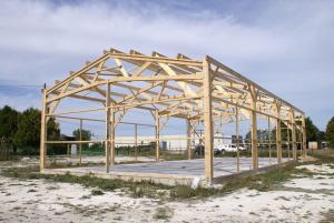 découvrez les prix compétitifs des hangars en bois pour tous vos besoins de rangement et d'aménagement extérieur. profitez de nos offres et conseils pour choisir le hangar en bois idéal, alliant qualité et esthétisme.