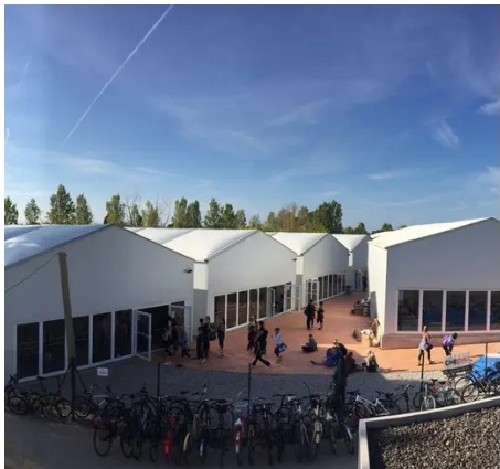 découvrez les prix compétitifs pour un hangar isolé de 300m2, idéal pour le stockage ou l'aménagement d'espace. profitez d'une isolation performante et d'une structure optimisée pour vos besoins professionnels ou personnels.