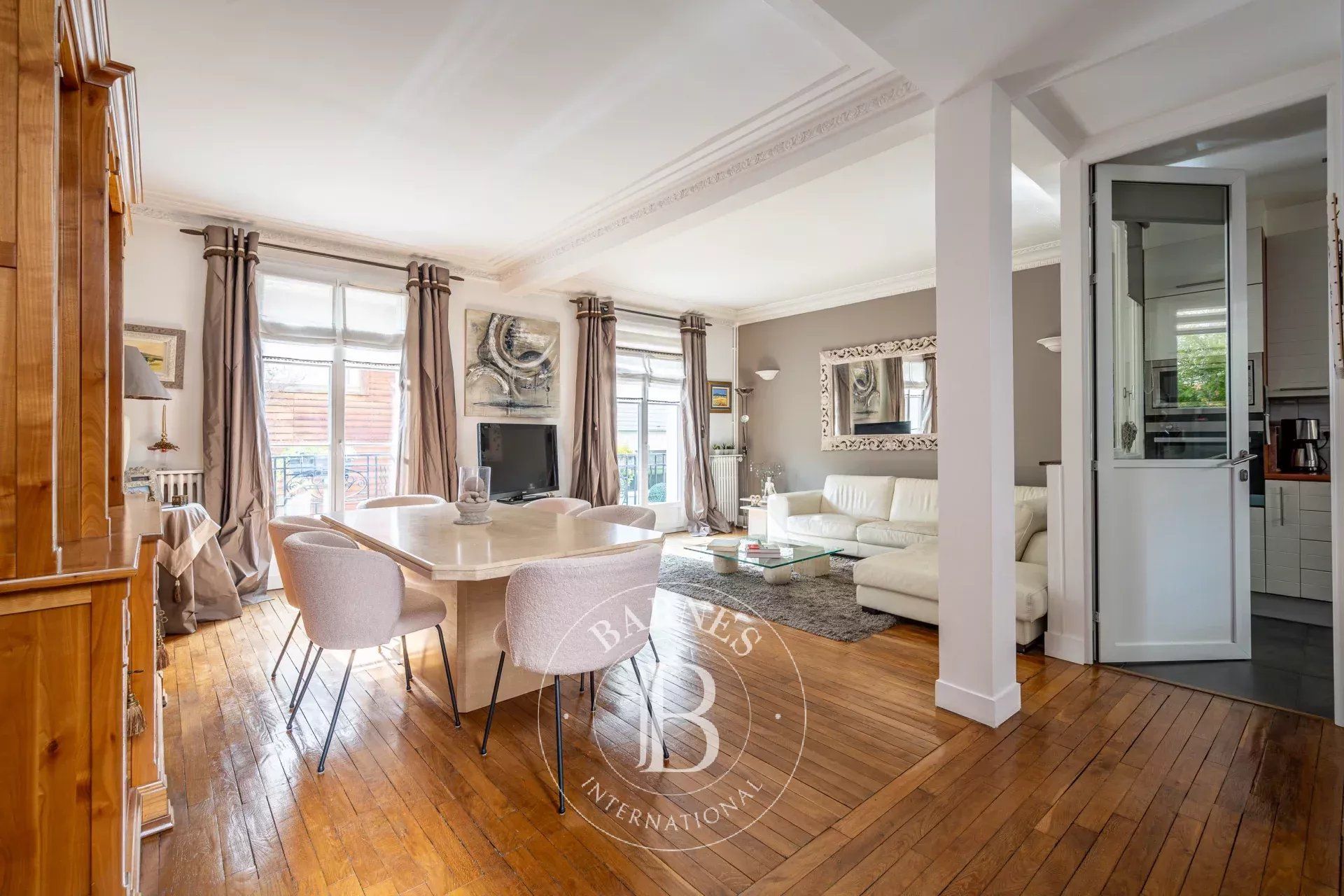 découvrez les prix au mètre carré à courbevoie. informez-vous sur les tendances du marché immobilier, les quartiers prisés et les prix pour vous aider à prendre la meilleure décision pour votre projet d'achat ou de location.