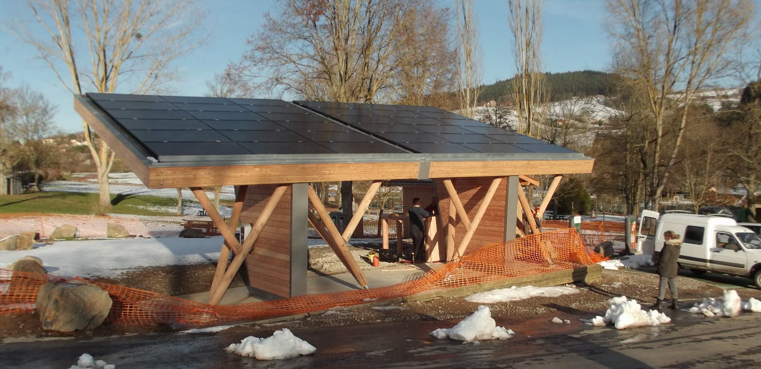 découvrez tout ce qu'il faut savoir sur les prix des ombrières photovoltaïques. comparez les offres, trouvez des conseils et faites le meilleur choix pour l'installation de votre ombrière pv afin de rentabiliser votre investissement tout en protégeant votre espace extérieur.