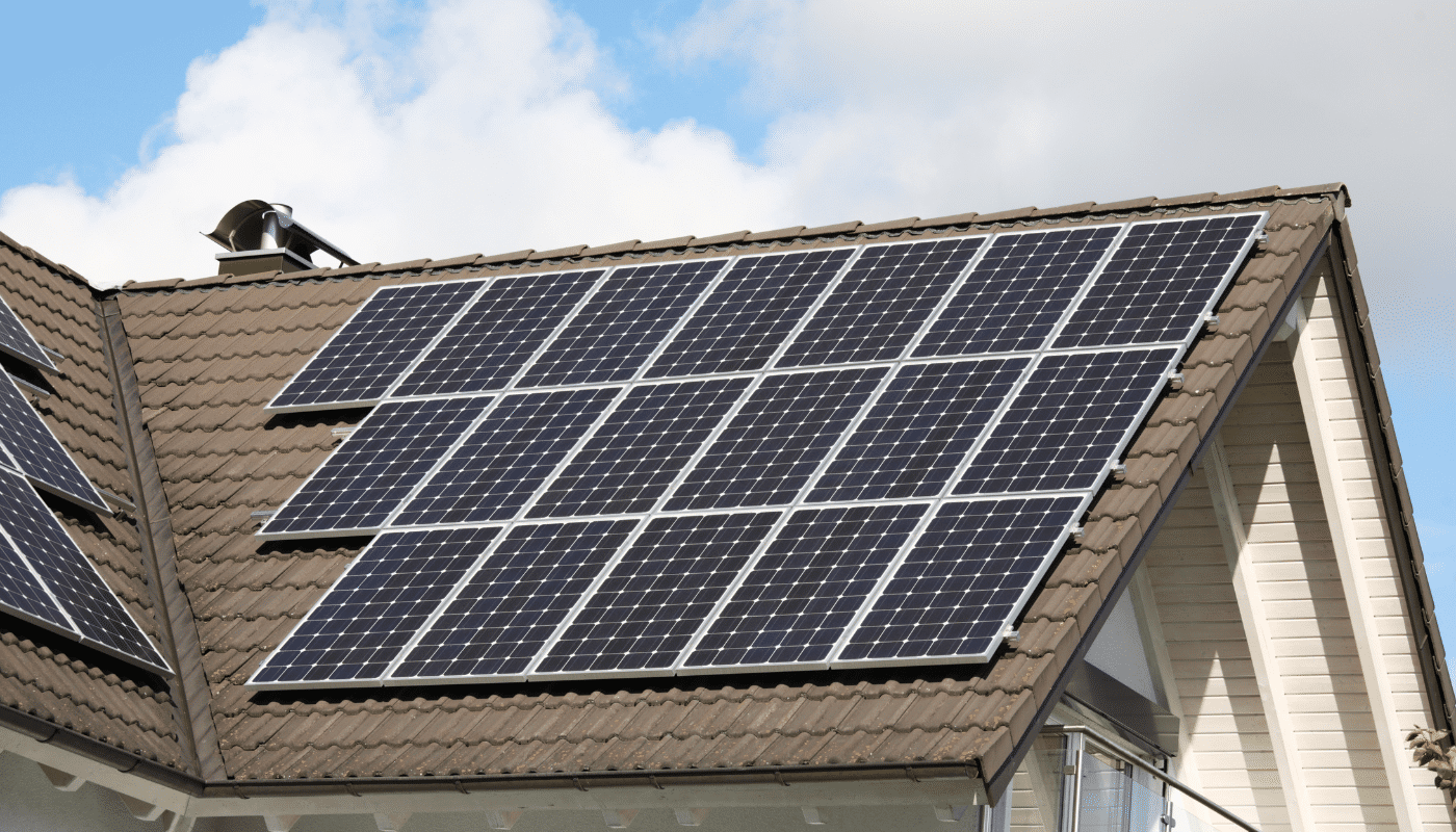 découvrez les prix des panneaux solaires pour faire le choix qui correspond à votre budget. comparez les offres, bénéficiez d'aides financières et investissez dans une énergie renouvelable avantageuse pour votre maison.