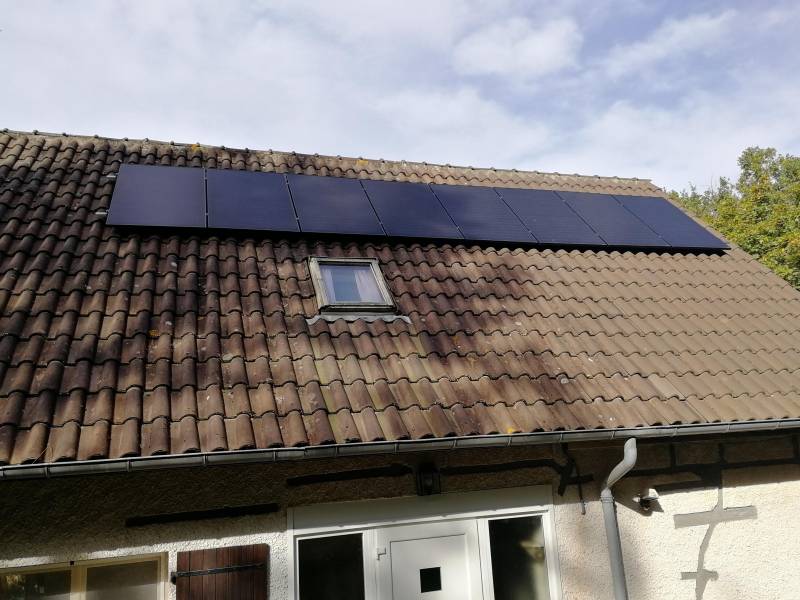 découvrez les prix des panneaux solaires pour une superficie de 300m2. comparez les options disponibles et profitez d'économies d'énergie grâce à l'énergie solaire. informez-vous sur les subventions, les installations et le retour sur investissement.