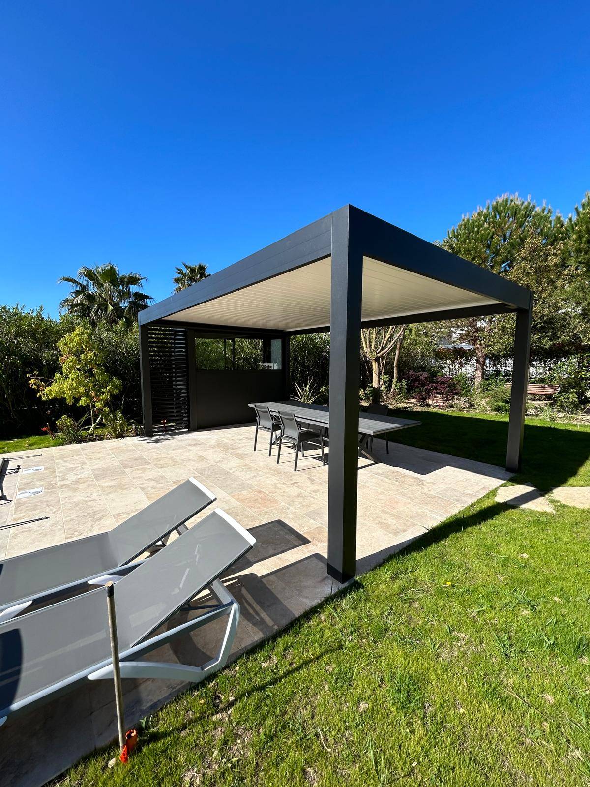 découvrez nos pergolas à des prix compétitifs. profitez d’un espace extérieur agréable tout en respectant votre budget. comparez les différentes options et trouvez la pergola idéale pour embellir votre jardin.