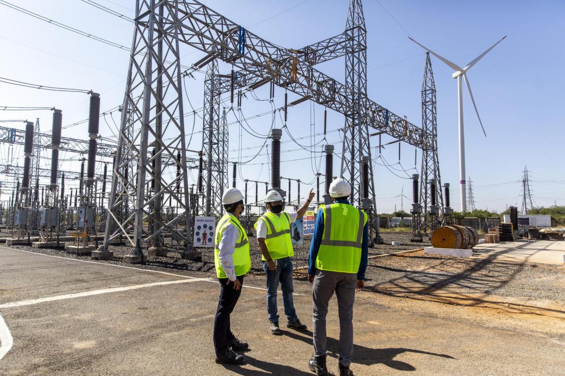 découvrez les enjeux et les innovations de la production électrique, un secteur clé de l'économie moderne, alliant technologies renouvelables et efficacité énergétique pour un avenir durable.