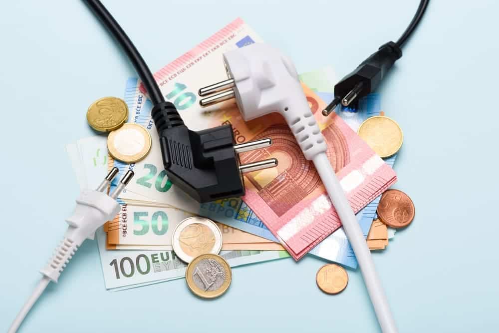découvrez comment produire votre propre électricité et réduire votre dépendance aux réseaux conventionnels. explorez des solutions écologiques et économiques pour générer de l'énergie renouvelable chez vous.