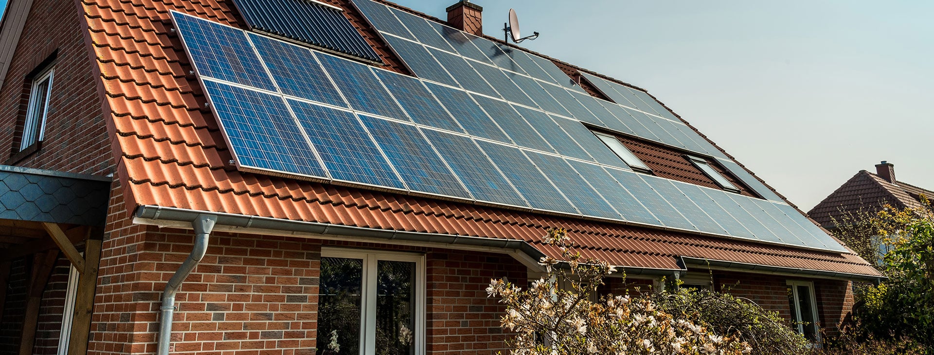 découvrez comment le raccordement solaire avec edf peut optimiser votre installation photovoltaïque. bénéficiez de conseils d'experts et des démarches simplifiées pour une intégration réussie de votre système solaire.